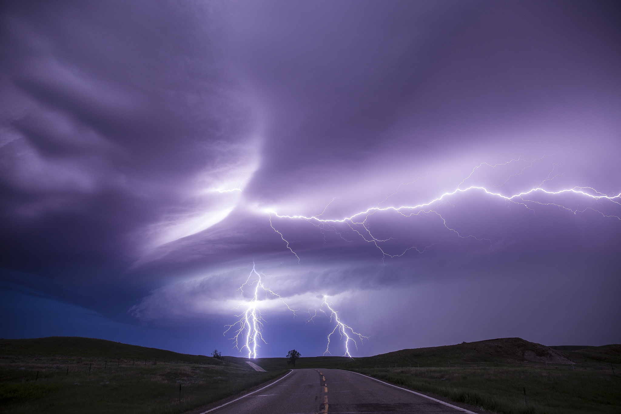 lightning hd wallpaper background image 2048x1365 id