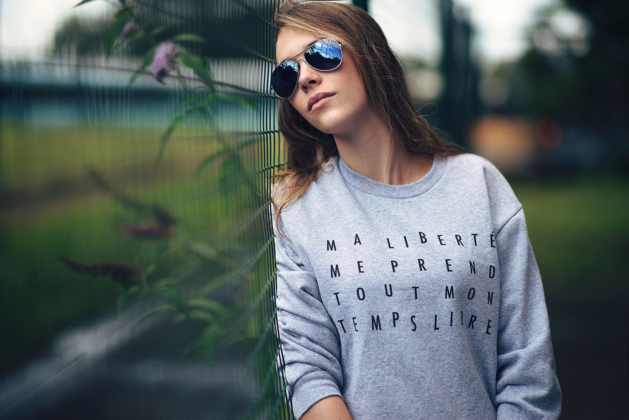 Download Brunette Depth Of Field Sunglasses Model Woman Mood HD Wallpaper