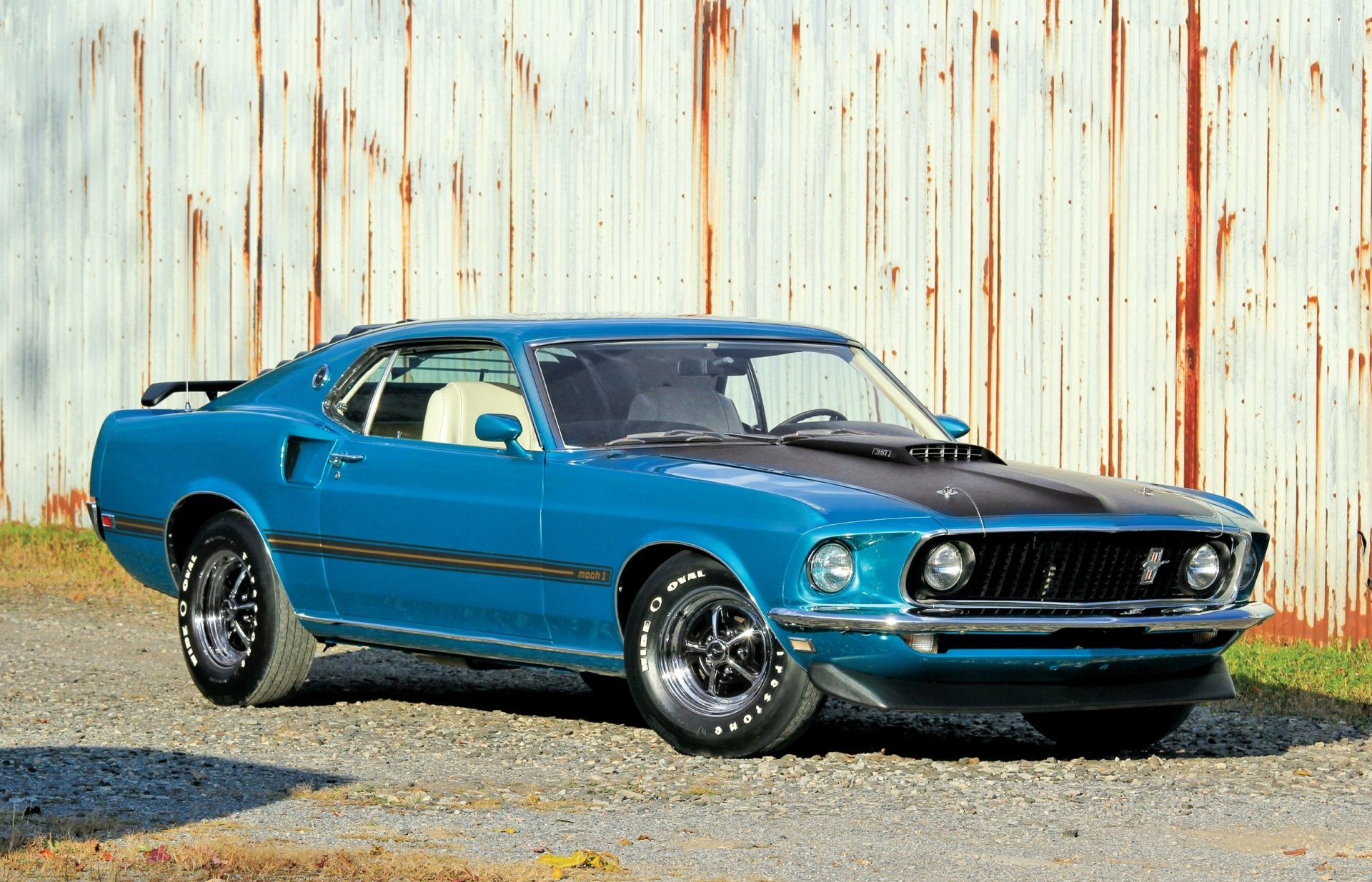 Ford mustang mach1