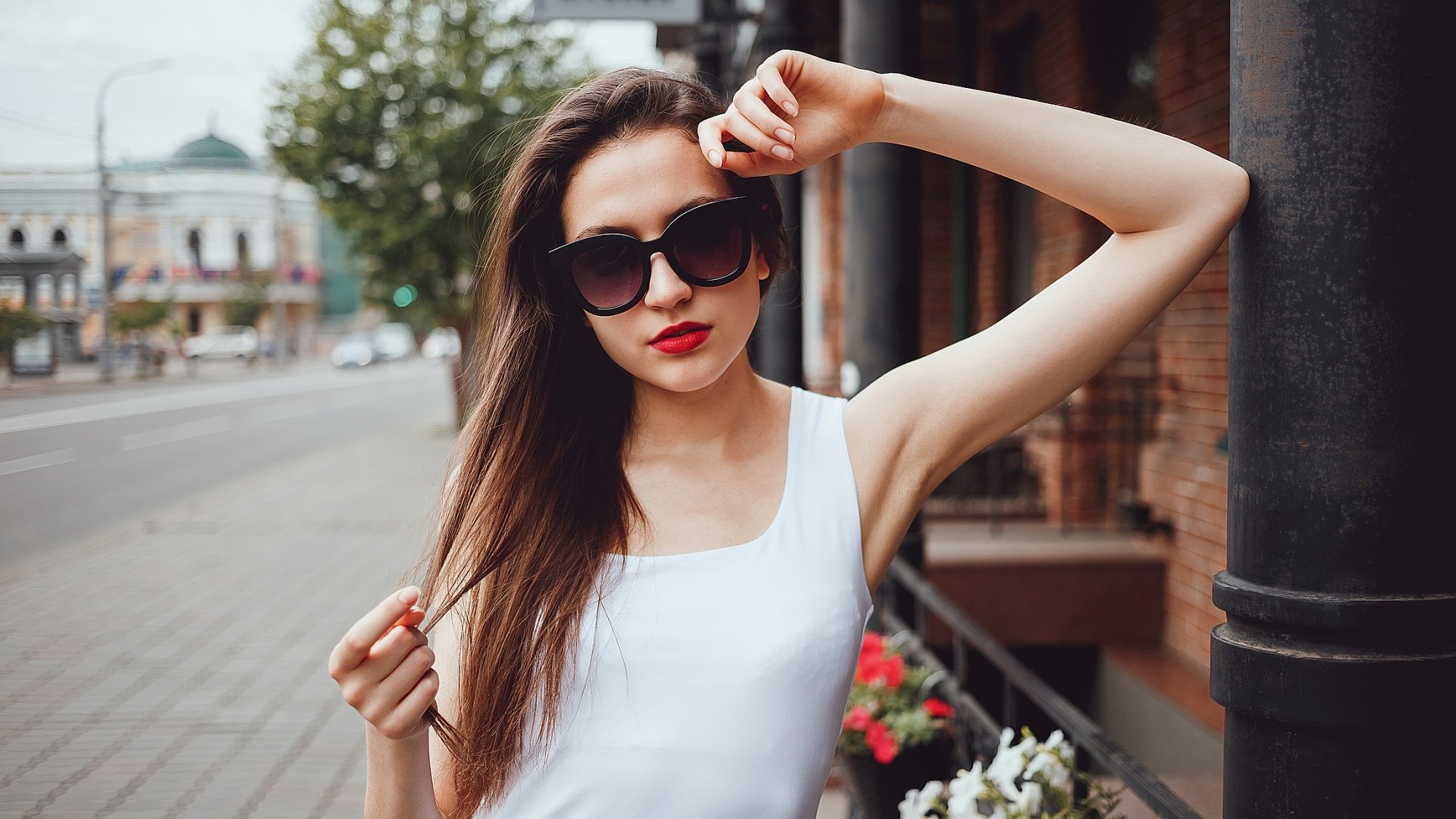 Download Long Hair Brunette Lipstick Depth Of Field Sunglasses Woman ...