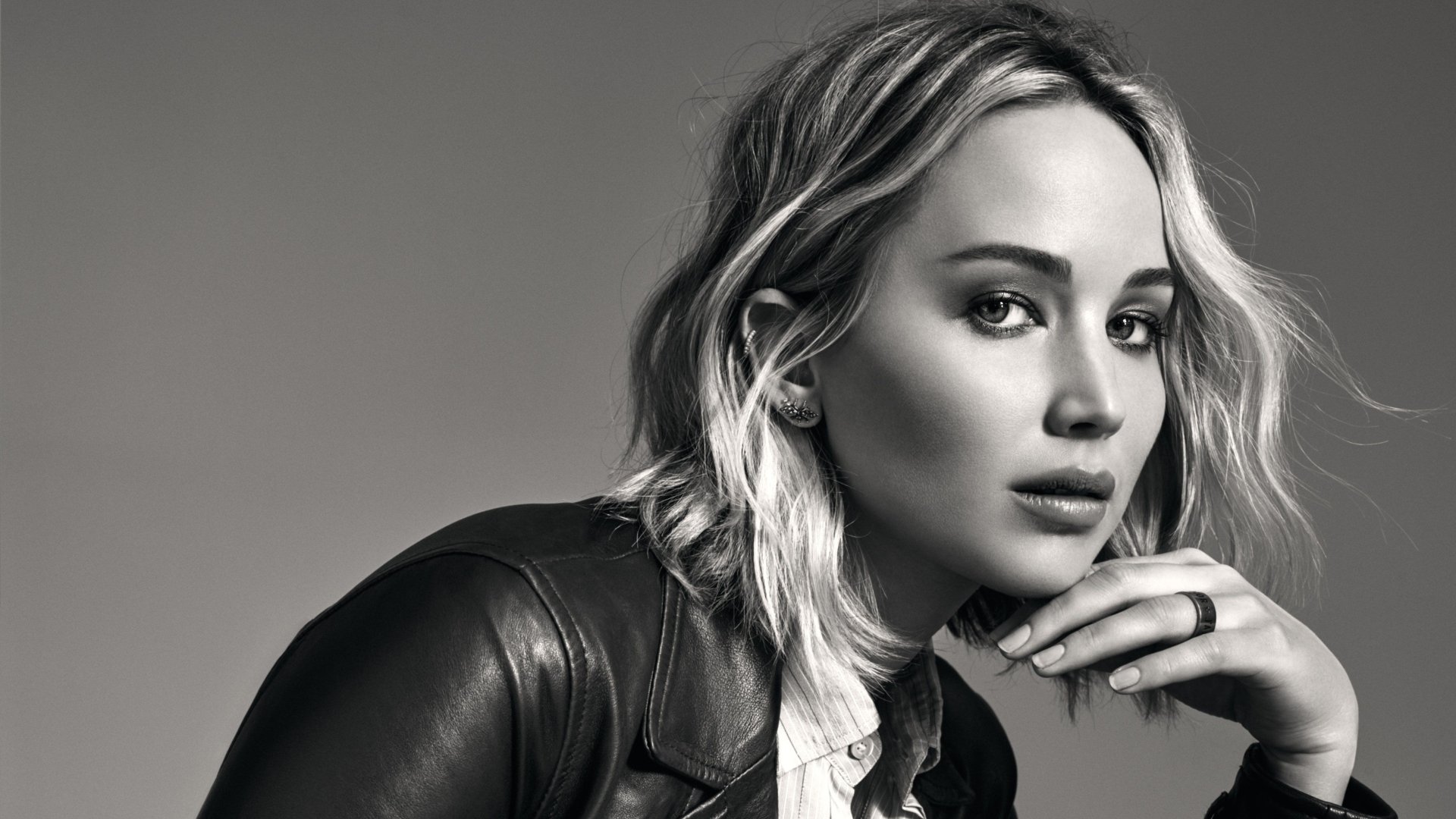 Jennifer Lawrence in Stunning 4K Black & White Portrait – Iconic ...