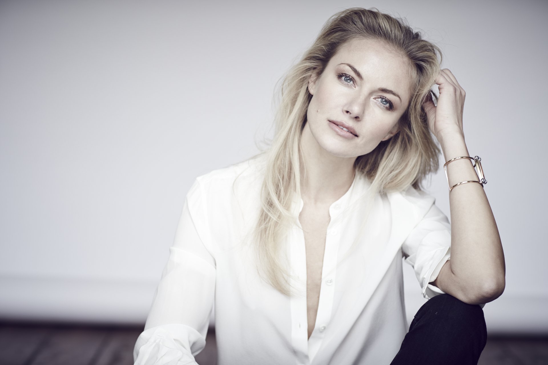 Download Woman Model 4k Ultra HD Wallpaper