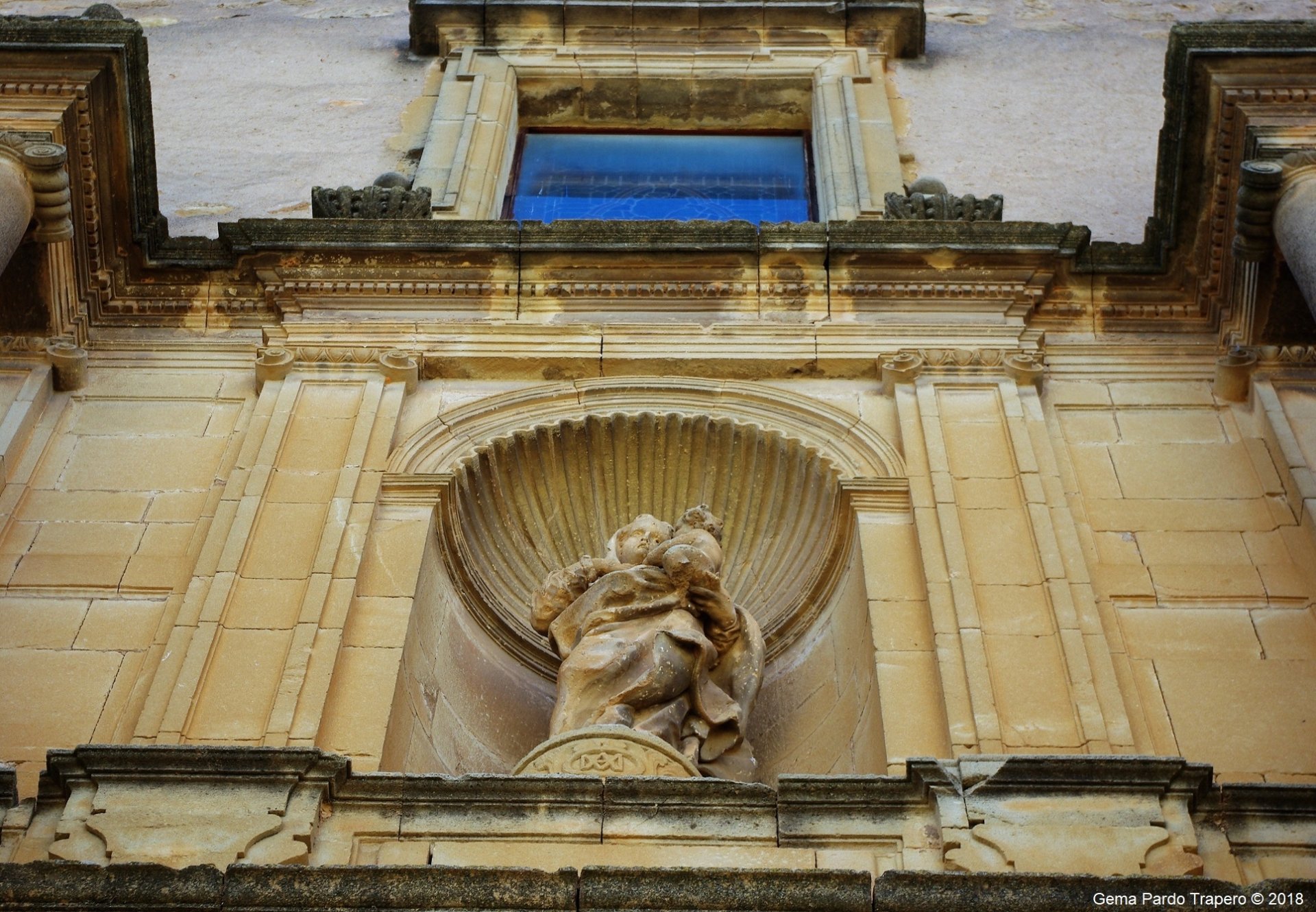 Fachada de la Iglesia de las Peñas de San Pedro, Albacete (España) by ...