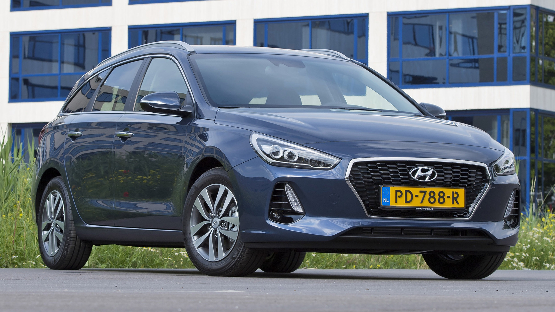 Брызговики hyundai i30