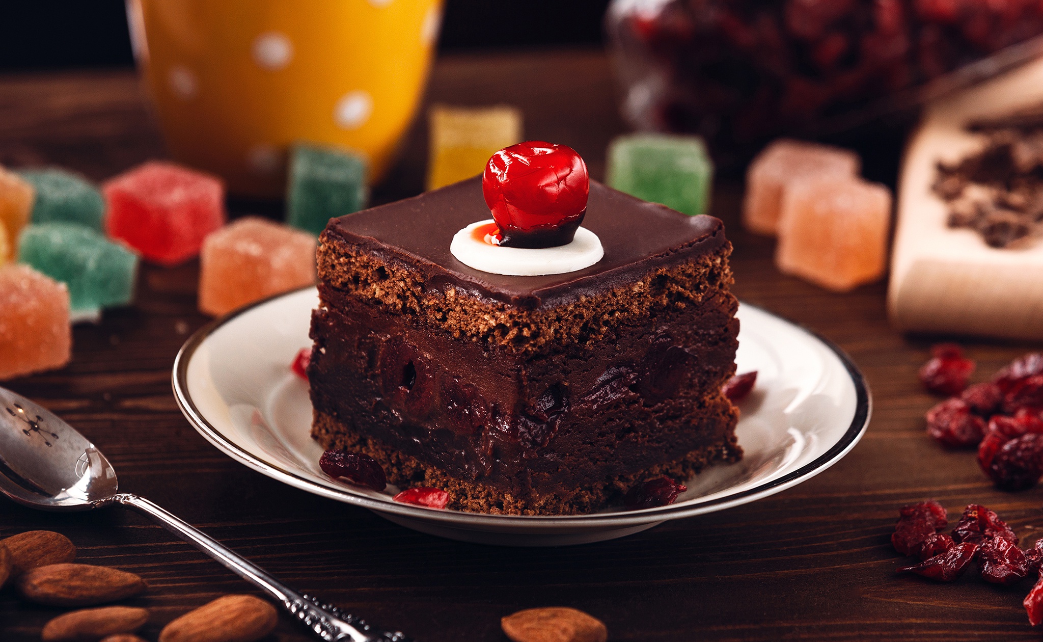 Chocolate Cake 4K wallpaper download