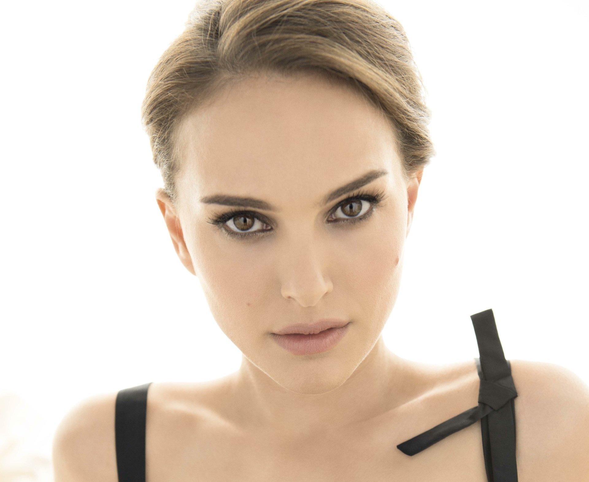 Download Celebrity Natalie Portman 4k Ultra Hd Wallpaper