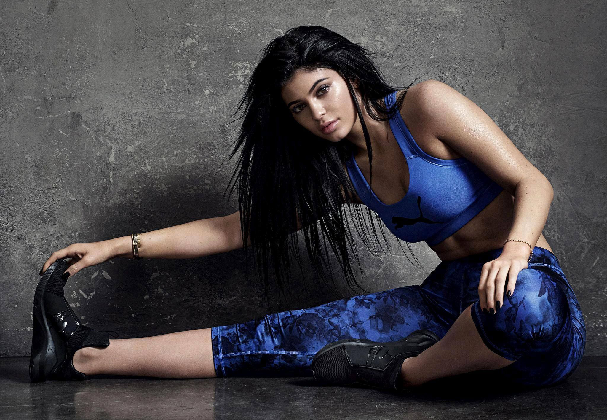 Celebrity Kylie Jenner HD Wallpaper | Background Image