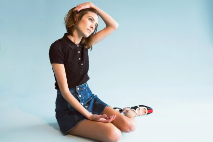 brunette blue eyes British model woman Alexa Chung HD Desktop Wallpaper | Background Image