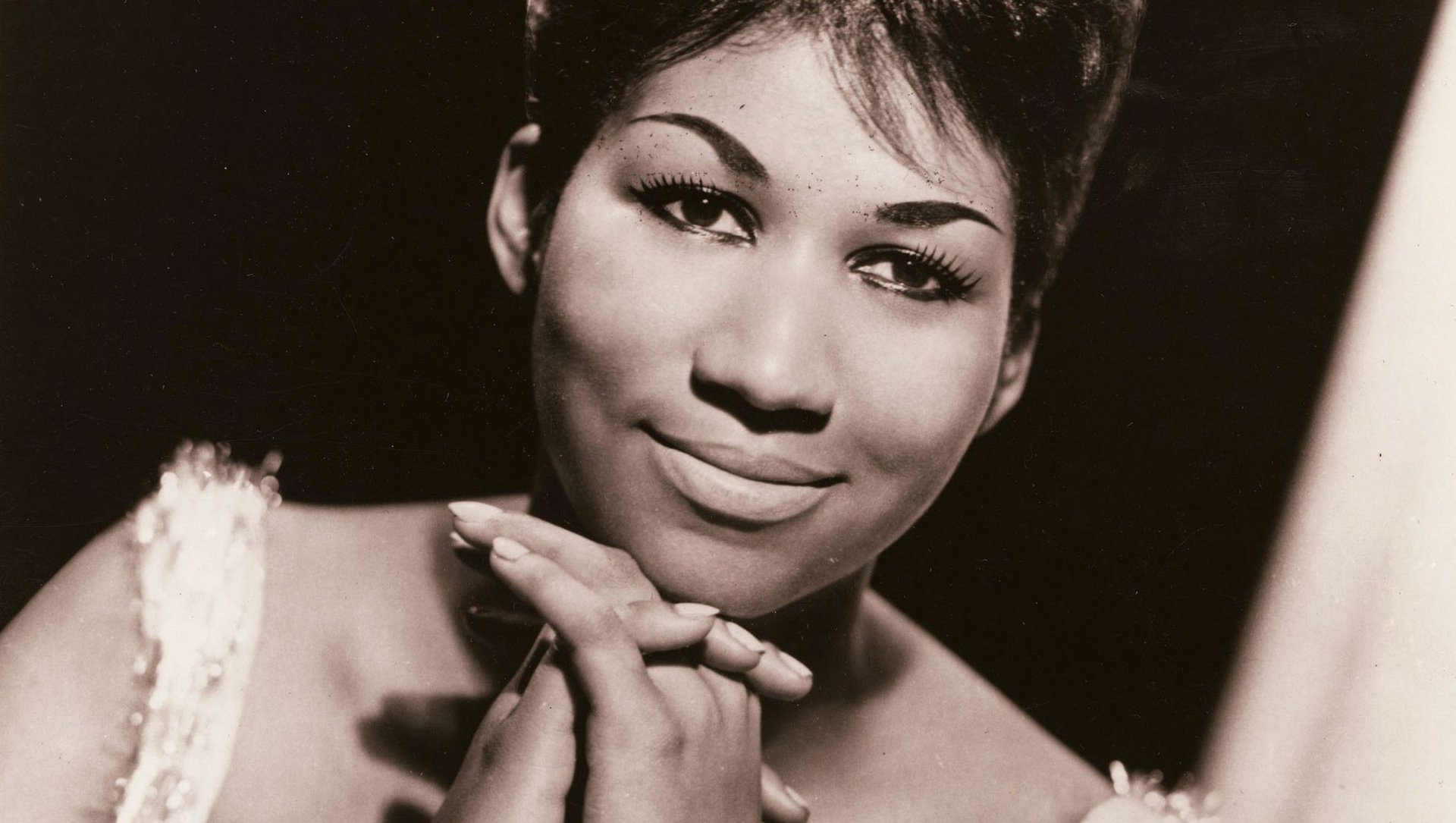 Vintage Aretha Franklin Portrait - HD Wallpaper